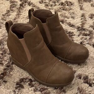 Elegant Brown Ankle Booties
